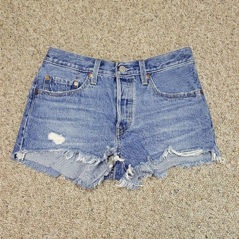 Levis Premium Denim 501 Denim Women's Shorts Sz 26 100% Cotton